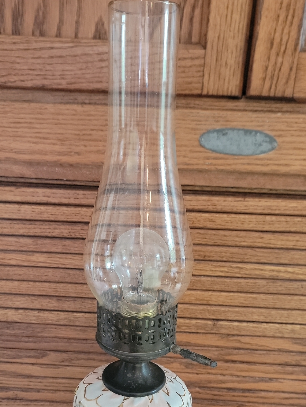 Vintage Style Cream Porcelain Table Lamp with Glass Chimney Electrified - Picture 3 of 11